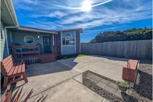 609 NW Oceania Dr, Waldport, OR 97394 - Photo 7