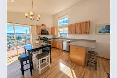 609 NW Oceania Dr, Waldport, OR 97394 - Photo 15