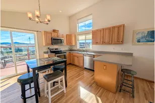 609 NW Oceania Dr, Waldport, OR 97394 - Photo 15