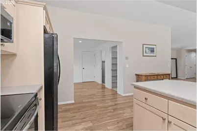 1752 Sunburst Ter NW, Salem, OR 97304 - Photo 15