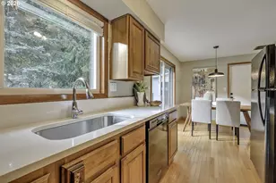 6096 Harrington Ave, Lake Oswego, OR 97035 - Photo 17