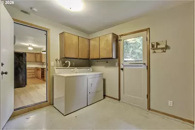 6096 Harrington Ave, Lake Oswego, OR 97035 - Photo 25