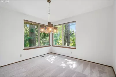 6630 SW Ventura Dr, Tigard, OR 97223 - Photo 9