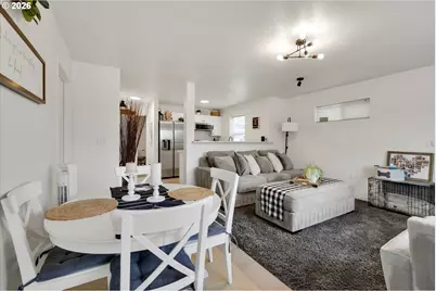 15074 NW Central Dr #301, Portland, OR 97229 - Photo 13
