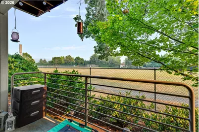 15074 NW Central Dr #301, Portland, OR 97229 - Photo 23