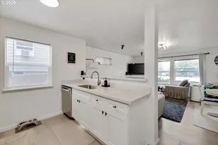 15074 NW Central Dr, Portland, OR 97229 - Photo 5