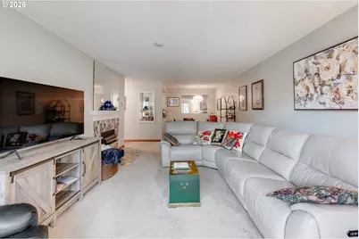 45 Eagle Crest Dr #311, Lake Oswego, OR 97035 - Photo 5