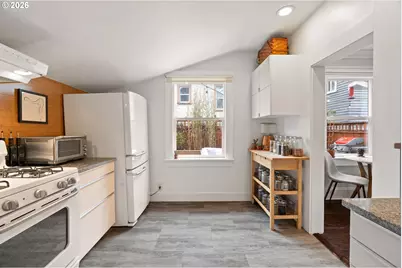 3017 S Water Ave, Portland, OR 97201 - Photo 11