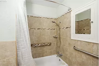 323 W Broadway St, Goldendale, WA 98620 - Photo 19