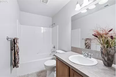 1450 NE Edgefield St, Hillsboro, OR 97124 - Photo 31