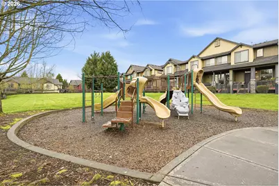 1450 NE Edgefield St, Hillsboro, OR 97124 - Photo 43