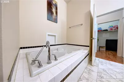 3990 Abbey Ln #B307, Astoria, OR 97103 - Photo 37