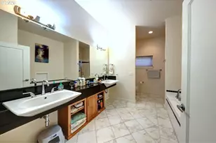 3990 Abbey Ln, Astoria, OR 97103 - Photo 39