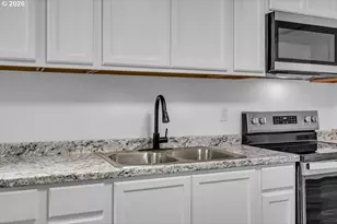 370 NW Yamhill St, Sheridan, OR 97378 - Photo 9