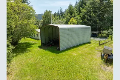 33382 Cedar Valley Rd, Gold Beach, OR 97444 - Photo 43