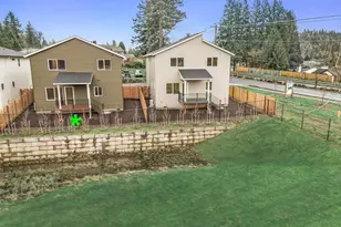 63 NW Mawrcrest Ave, Gresham, OR 97030 - Photo 37