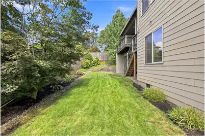 2270 Rogue Way, West Linn, OR 97068 - Photo 41