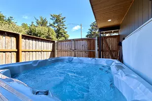 2600 15th St, North Bend, OR 97459 - Photo 43