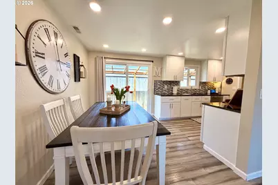 2600 15th St, North Bend, OR 97459 - Photo 13