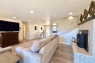 2600 15th St, North Bend, OR 97459 - Photo 5