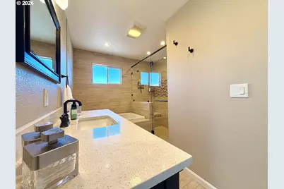 2600 15th St, North Bend, OR 97459 - Photo 41