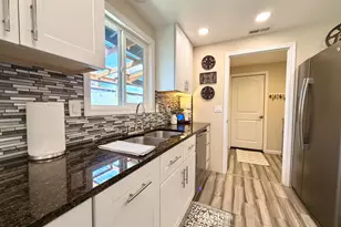 2600 15th St, North Bend, OR 97459 - Photo 11