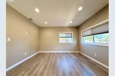 2600 15th St, North Bend, OR 97459 - Photo 33