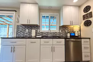 2600 15th St, North Bend, OR 97459 - Photo 15