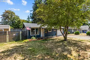 402 SW Ivy Rd, Estacada, OR 97023 - Photo 1