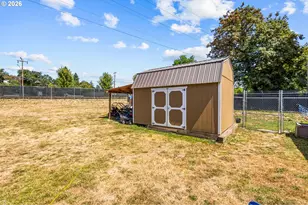402 SW Ivy Rd, Estacada, OR 97023 - Photo 33