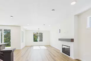 614 W 19th St, La Center, WA 98629 - Photo 5