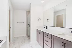614 W 19th St, La Center, WA 98629 - Photo 13