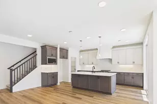 614 W 19th St, La Center, WA 98629 - Photo 7