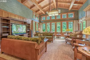 13150 SW Iron Mountain Blvd, Portland, OR 97219 - Photo 9