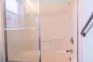 1000 S McKern Ct, Newberg, OR 97132 - Photo 25
