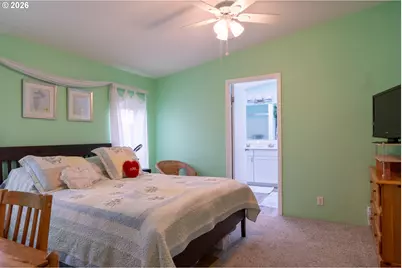 1000 S McKern Ct #125, Newberg, OR 97132 - Photo 15
