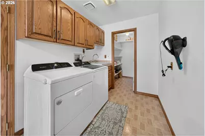 269 Bailey Dr, Roseburg, OR 97471 - Photo 35