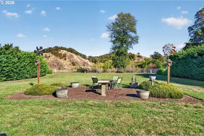 269 Bailey Dr, Roseburg, OR 97471 - Photo 41