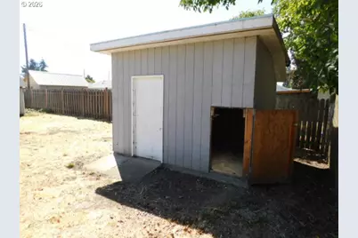 1336 Franklin St, Lebanon, OR 97355 - Photo 13