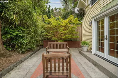 11445 S Riverwood Rd, Portland, OR 97219 - Photo 13