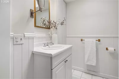 11445 S Riverwood Rd, Portland, OR 97219 - Photo 33