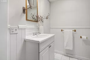 11445 S Riverwood Rd, Portland, OR 97219 - Photo 33