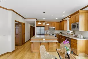 123 3rd St, Lake Oswego, OR 97034 - Photo 11