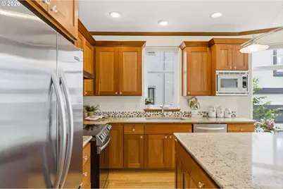 123 3rd St, Lake Oswego, OR 97034 - Photo 13