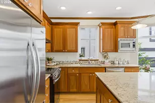 123 3rd St, Lake Oswego, OR 97034 - Photo 13