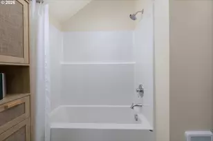 784 SW 28th Ct, Lincoln City, OR 97367 - Photo 25
