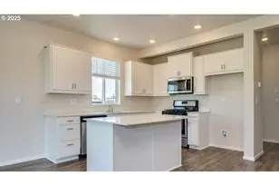 4933 Elvis Ave NE, Salem, OR 97301 - Photo 3
