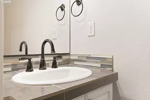 15664 SW Ivory St, Beaverton, OR 97007 - Photo 17