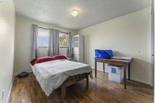 1060 Garfield Ave, Coos Bay, OR 97420 - Photo 9
