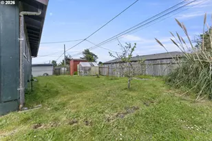 1060 Garfield Ave, Coos Bay, OR 97420 - Photo 23